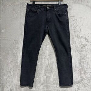 EUC American Eagle Mens 33x30 Black Extreme Flex 4 Slim Jeans Denim Pants Zipper